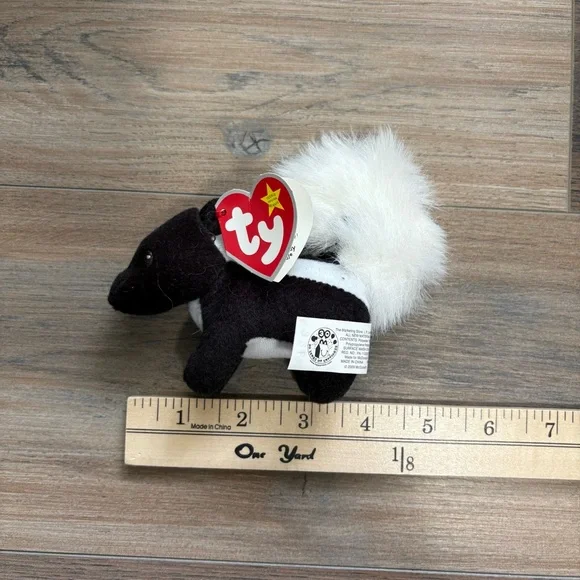 (2009) McDonald’s Ty Teenie Beanie 30th Anniversary “Skunkers” the Skunk 5” - Picture 5 of 5